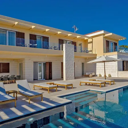 Crystalsea 1 Infinity Heatedpool In Hvar * Hvar Town