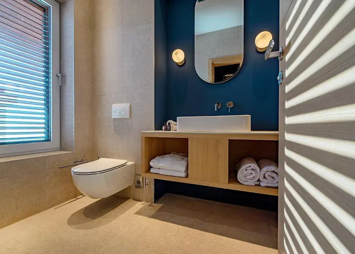 Crystalsea 1 Infinity Heatedpool In Hvar Hvar Town